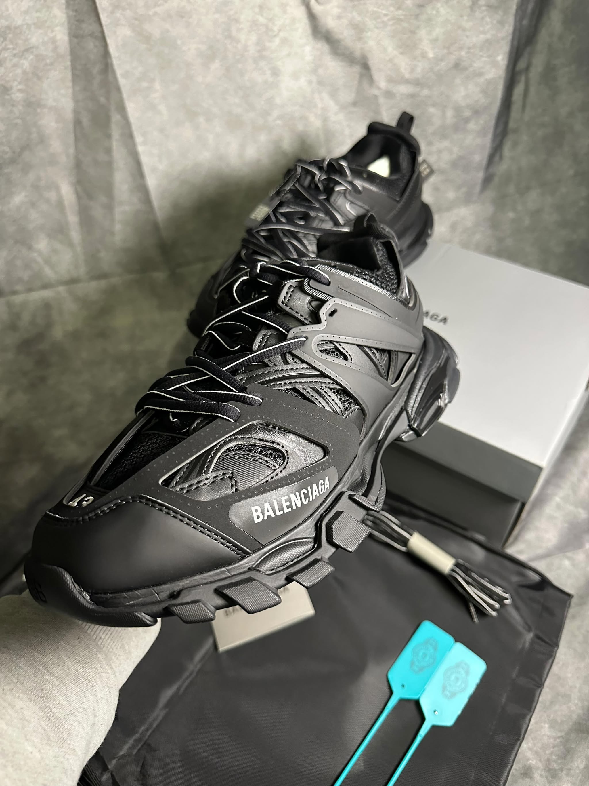 Balenciaga Track NO LED