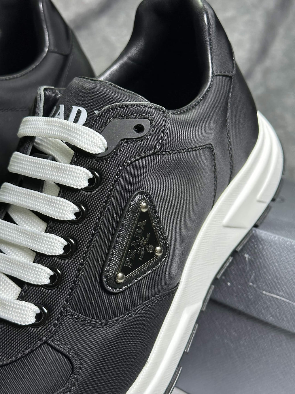 Prada Prax 01