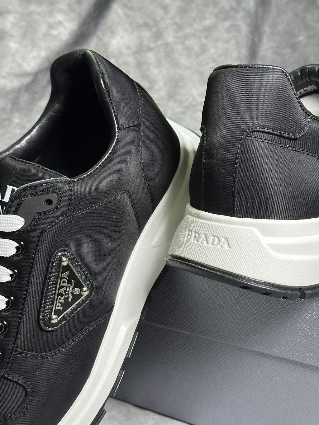 Prada Prax 01
